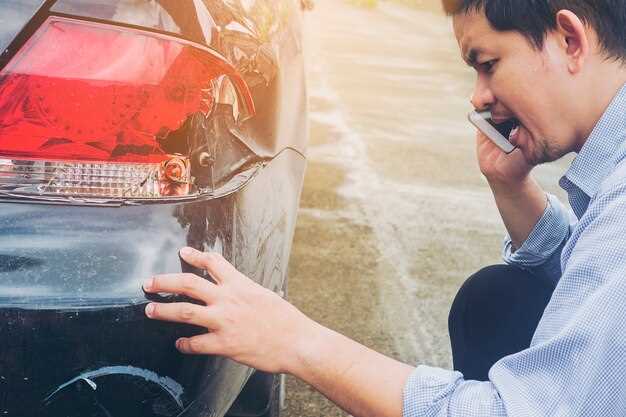 Извлечение фары из корпуса автомобиля