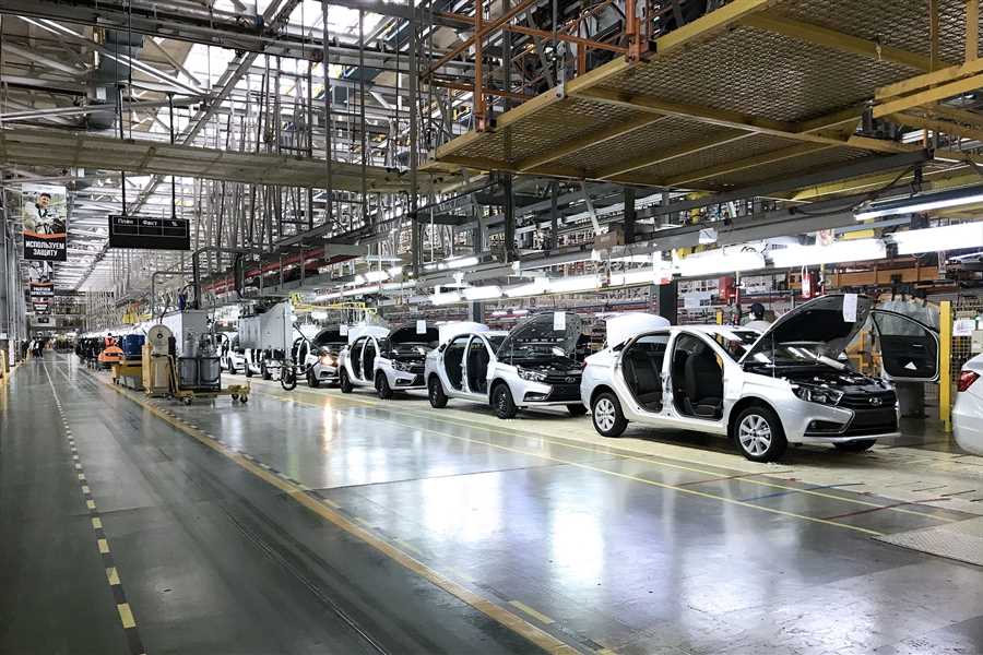 avtovaz-vedet-rabotu-po-organizatsii-pressparka-avtomobilej-lada-2015-0