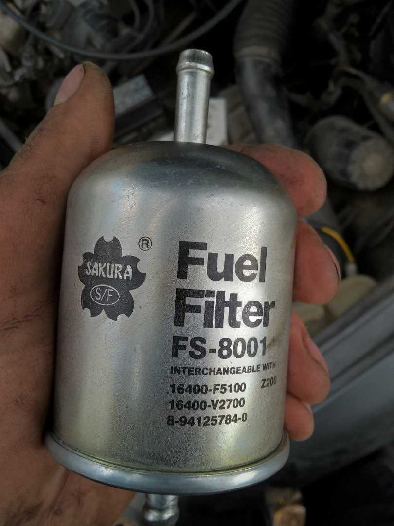 zamena-toplivnogo-filtra-nissan-primera-r11