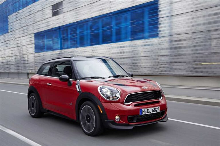 mini-kuper-nissan-7o8jl6fq