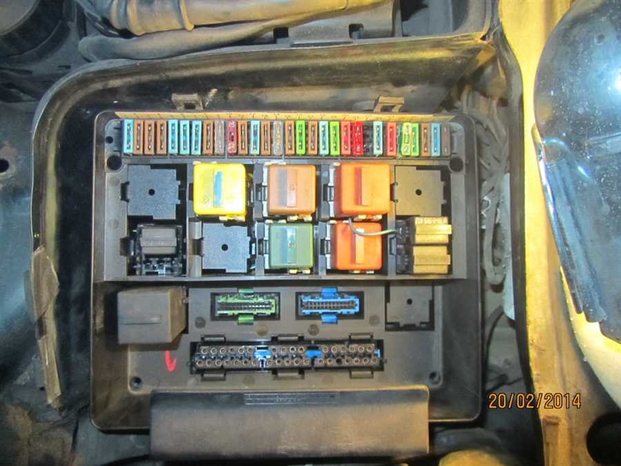 kak-snyat-blok-predoxranitelej-bmv-e34-066mum5w