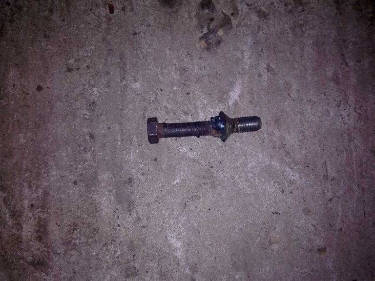 kak-snyat-dver-vaz-2107-j6tfocic