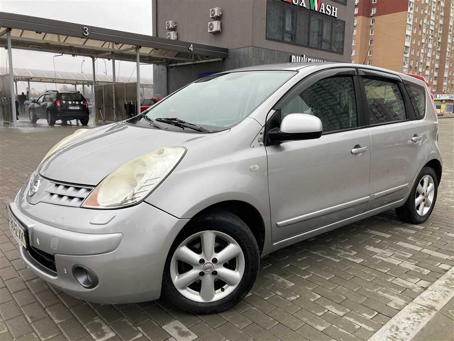 nissan-nout-2008-16-avtomat
