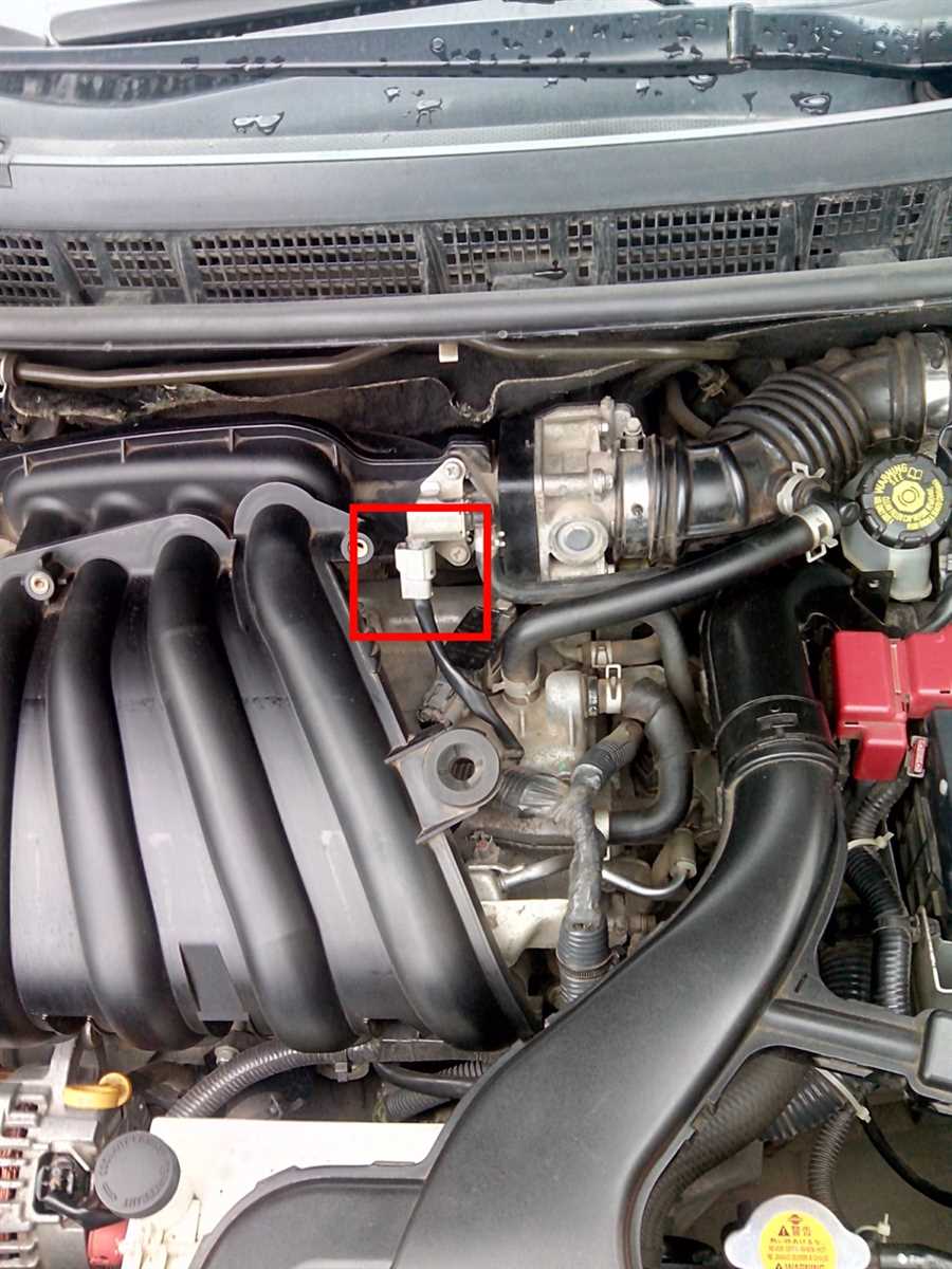 nissan-tiida-gde-naxoditsya-diagnosticheskij-razem-6l99ksj7