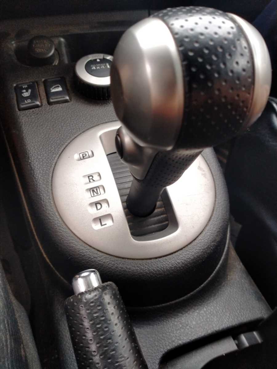 ruchka-akpp-nissan-ikstrejl-t31