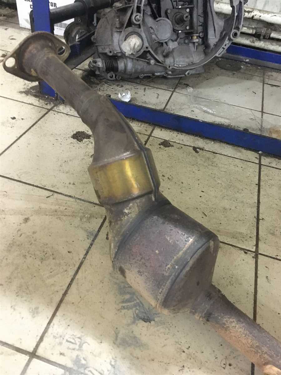 udalenie-katalizatora-nissan-almera-g15
