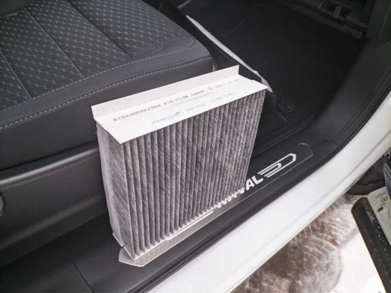zamena-filtra-salona-haval-f7