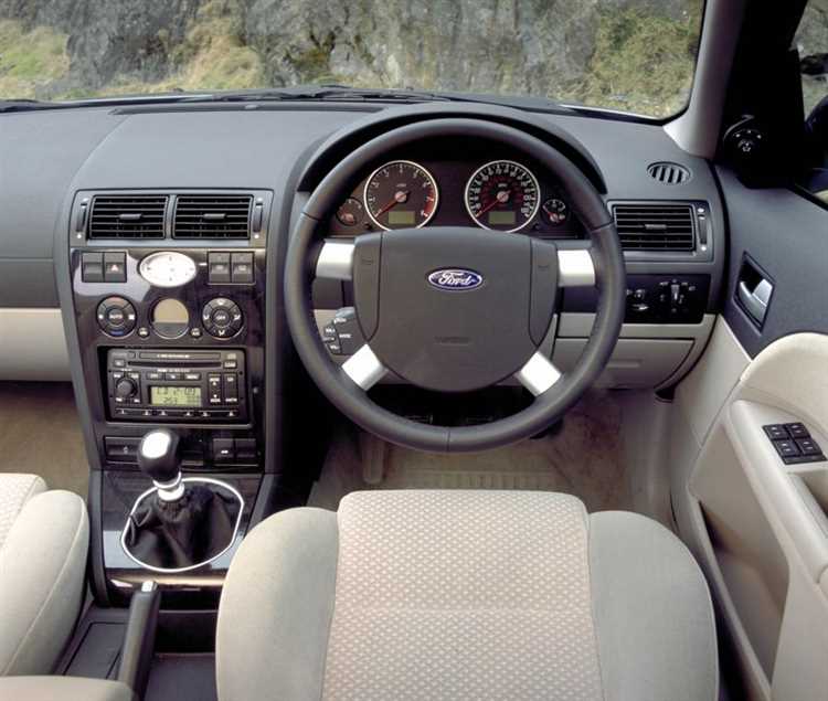ford-mondeo-3-oshibka-p1520
