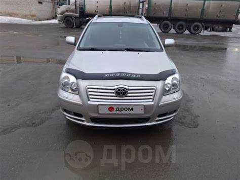 tojota-avensis-universal-2006