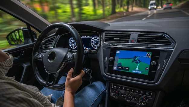 kamera-zadnego-vida-dlya-opel-astra-j-ustanovka-obzor-i-preimushestva