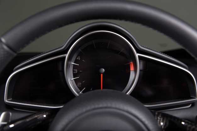 pribornaya-panel-peugeot-107-obzor-funktsii-i-soveti-po-ispolzovaniyu