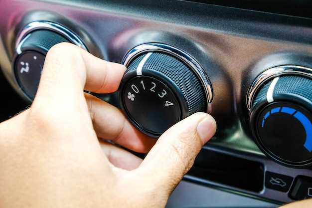 rezistor-pechki-kashkaj-kak-vibrat-i-zamenit-na-nissan-qashqai
